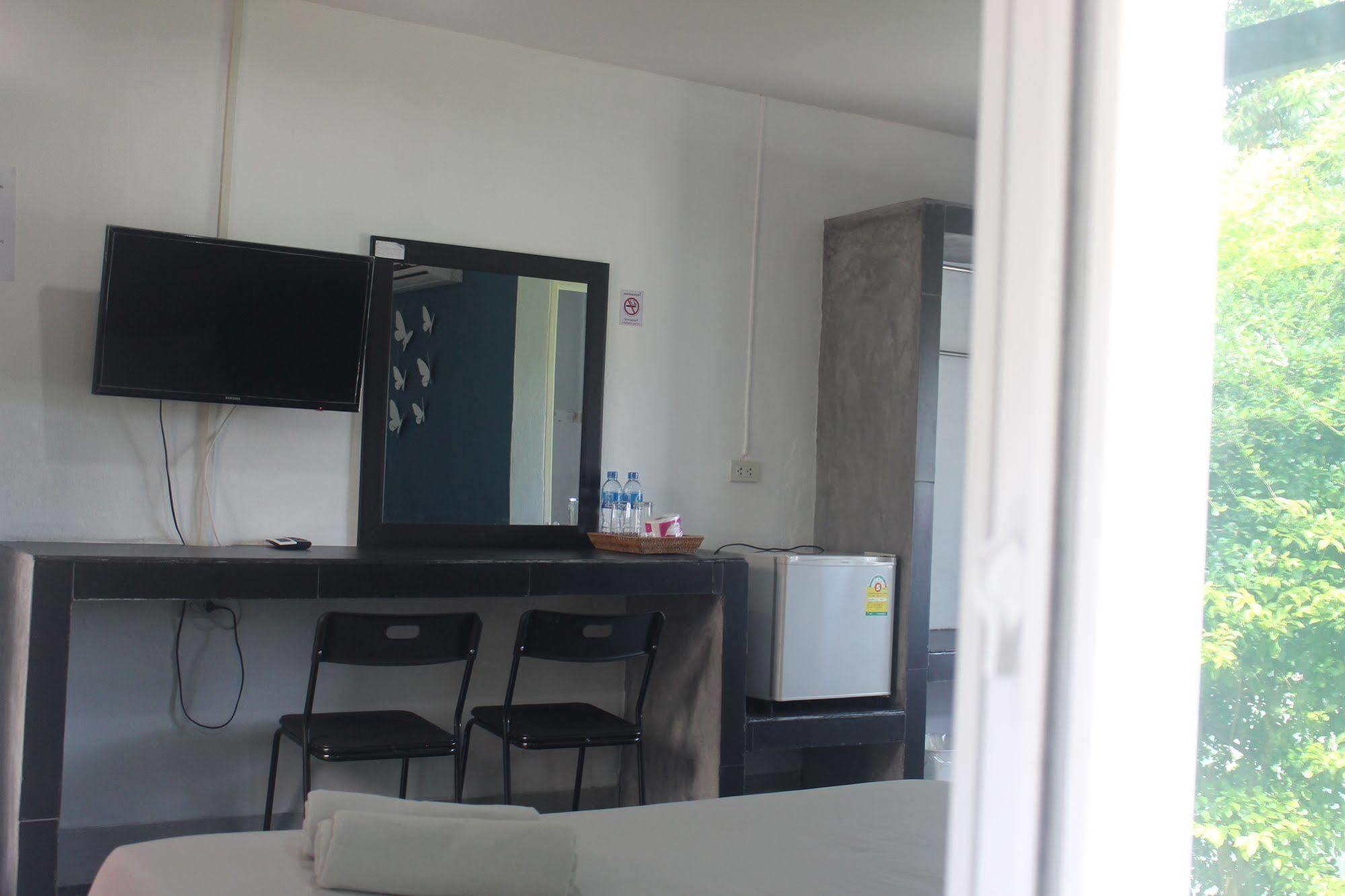 Krabi Nemo House Hostel Ao Nang Εξωτερικό φωτογραφία